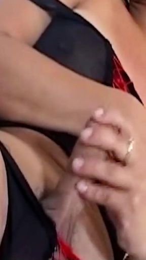 Blonde Tranny Masturbates Solo Cock Until Cumshot