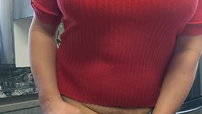 Amateur crossdresser cums on kitchen island