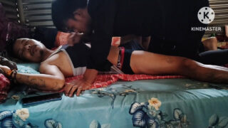 Czarny, klaps, vintage – wytatuowani biali Hindusi uprawiają seks analny