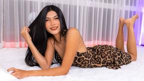 ”ASIANTGIRL - First Taste of Xavier”