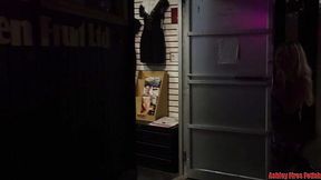 Big Ass Milf Gets a Facial at the Real GloryHole