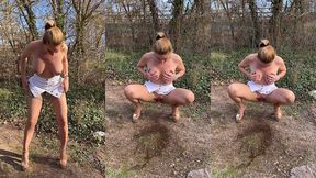 tu aimes me voir faire pipi en exterieur?
