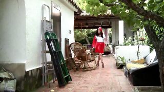 小红帽角色扮演 娇小的熟女 穿高跟鞋口交