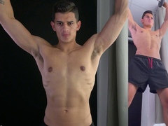 Hot hunk Breno Gomes stud shows his hot body