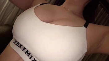 パート2一目瞭然で巨乳と分かる神おっぱい美女