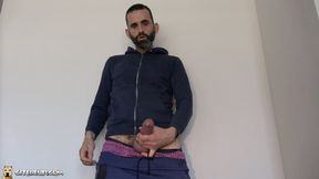 The XXL cock of the arab gay daddy