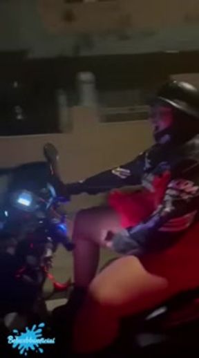 3RA PARTE- Masturbandome guiando por la vieja hacia Humacao despues de Halloween Rideout