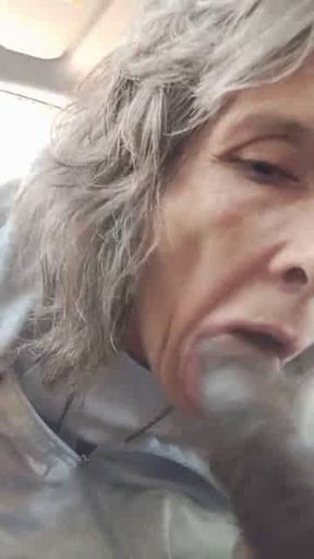Grey haired Granny Gives BBC a Gumjob