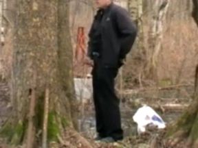Lonely Daddy Strokes it Outside