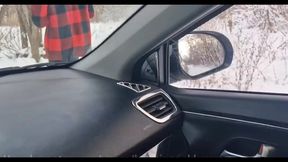 a random passerby got into the car and jerked off the taxi driver to cum!