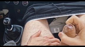 a random passerby got into the car and jerked off the taxi driver to cum!