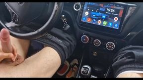 a random passerby got into the car and jerked off the taxi driver to cum!
