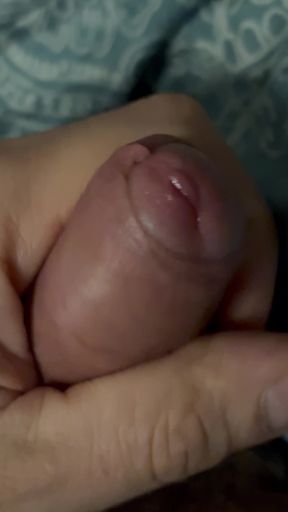 Lick my glans until it splashes...