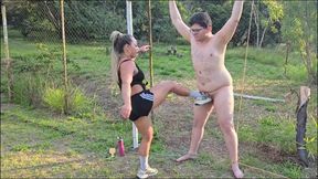 LADY´S CAMP: BALL BUSTING FAT NERD