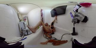 Lizzy Yum VR July 2025 Dilating Bathing Edging Amateur, Solo #101