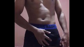 Boync mostrando algo rico