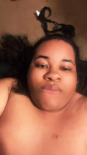 Solo chub shaking big ass and big balls