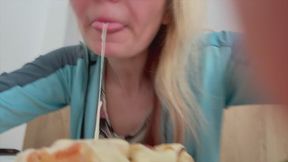 Greasy Cheesy Pizza Eating Session – Extreme Cheese Pulls & Hungry Girl