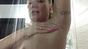 Sexy MILF Washes Her Armpits in the Shower Part 1