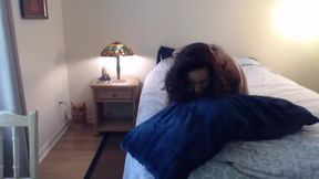 Damn I Love Riding That Pillow