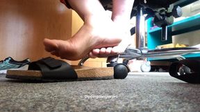 Librarian Bare Foot Shoeplay Under Desk - 720p