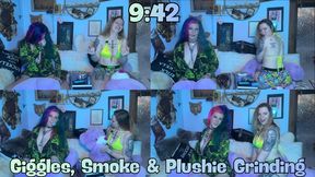 9:42:- Giggles, Smoke & Plushie Grinding - Shaykeybonez - Queen of Avocados - Girls - Smoking - Chatting - Alternative - Laughing - Inhale - Exhale