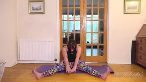 Hotty mature Aunt Judy shares her workout routine with chubby amateur massive