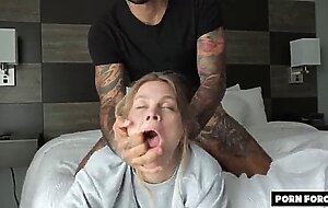 Her climax is amazing - crazy blonde has eye rolling orgasms