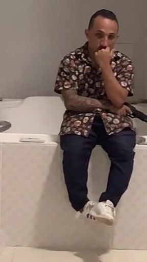 Eating Her Ass and Giving Her Piss to Drink
