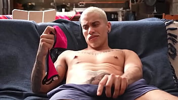 DESCOBRINDO O SEGREDO DO AMIGO