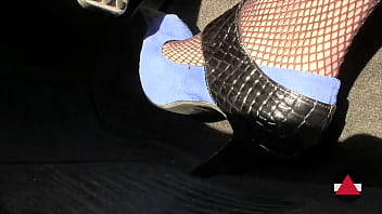 Blue Shoe Challenger Revgasm