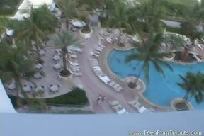 Amateur Blowjob Babe Amber Sucks