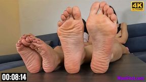 Girls Barefoot Soles - 4K MP4