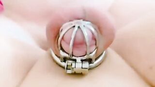 Sissygasm - cuming in chastity