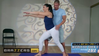 Brazzers - PAWG Yoga teen Mandy Muse loves anal