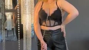 extra hot teasing in leather pants