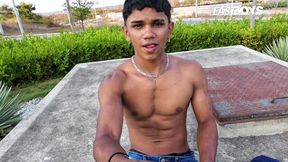 Mitch Seangers has the hottest twink abs ever