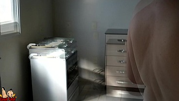 Wife opens the door nude and shows her naked body for pizza delivery guy
