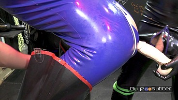 Guyzin2rubber, Rubber Sling Shot