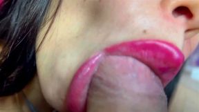 very hot blowjob so I can do it to you ??