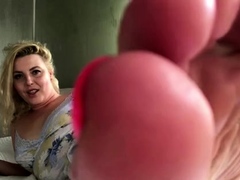 Goddess Rose Thorne - Perfectly Dreamy Feet