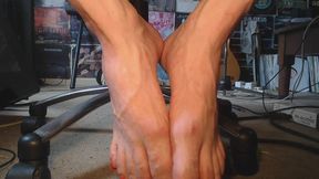 Long Toenails
