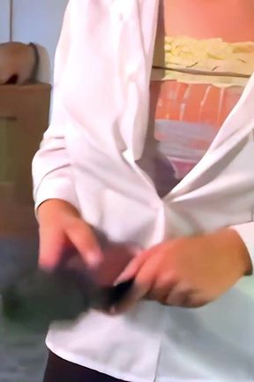 Soup Kitchen Video Featuring Samantha Buxton