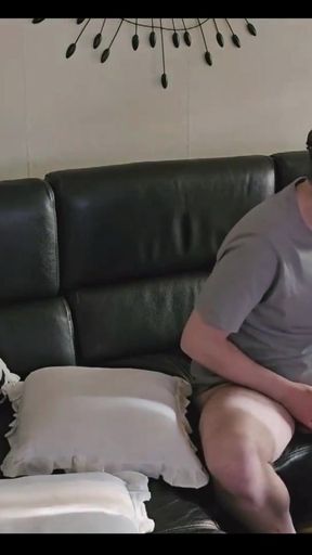 Must-see moment from "Straight Guy From a Dating App Comes Over for the 3rd Time"