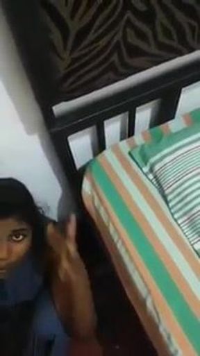 සුදු මැණිකෙට කොච්ච‍ර ගැහුවත් මදි
