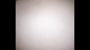 Que me arias si me encuentras as&iacute_ en tu cama '_ me comer&iacute_as el culo?