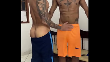 CRIA CARIOCA CHEIO DE TES&Atilde_O DEPOIS DO FUTEBOL