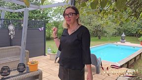 fin de saison d’ete : mon mec me baise le cul fort, me dilate, me fait squirter et me remplit de sperme sur la terrasse