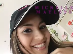 Mature man pounds teen's tight spot in doggy style at home