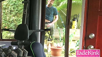 Daddy creampies pretty babe's wet pussy in missionary